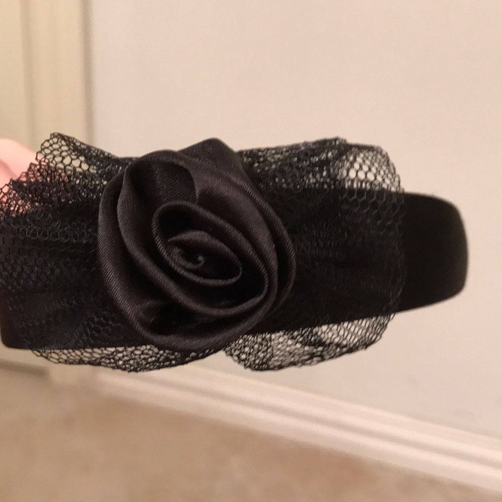 Black Rose Head Band